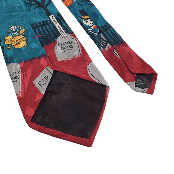 Celebrations By Hallmark Mens Necktie Tie Skeleton Halloween Work Office Gift - Picture 6 of 6